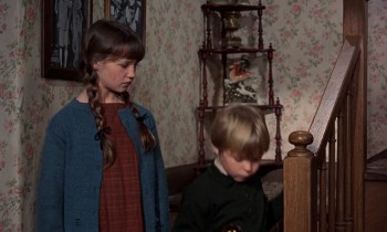 Bedknobs and Broomsticks (1971) download