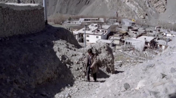 Himalaya, Where the Wind Dwells (2009) download