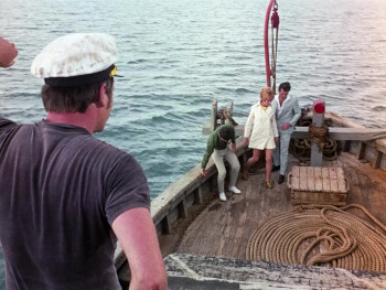 Mad Doctor of Blood Island (1969) download
