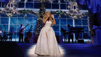 Mariah Carey: Merry Christmas to You (2010) download